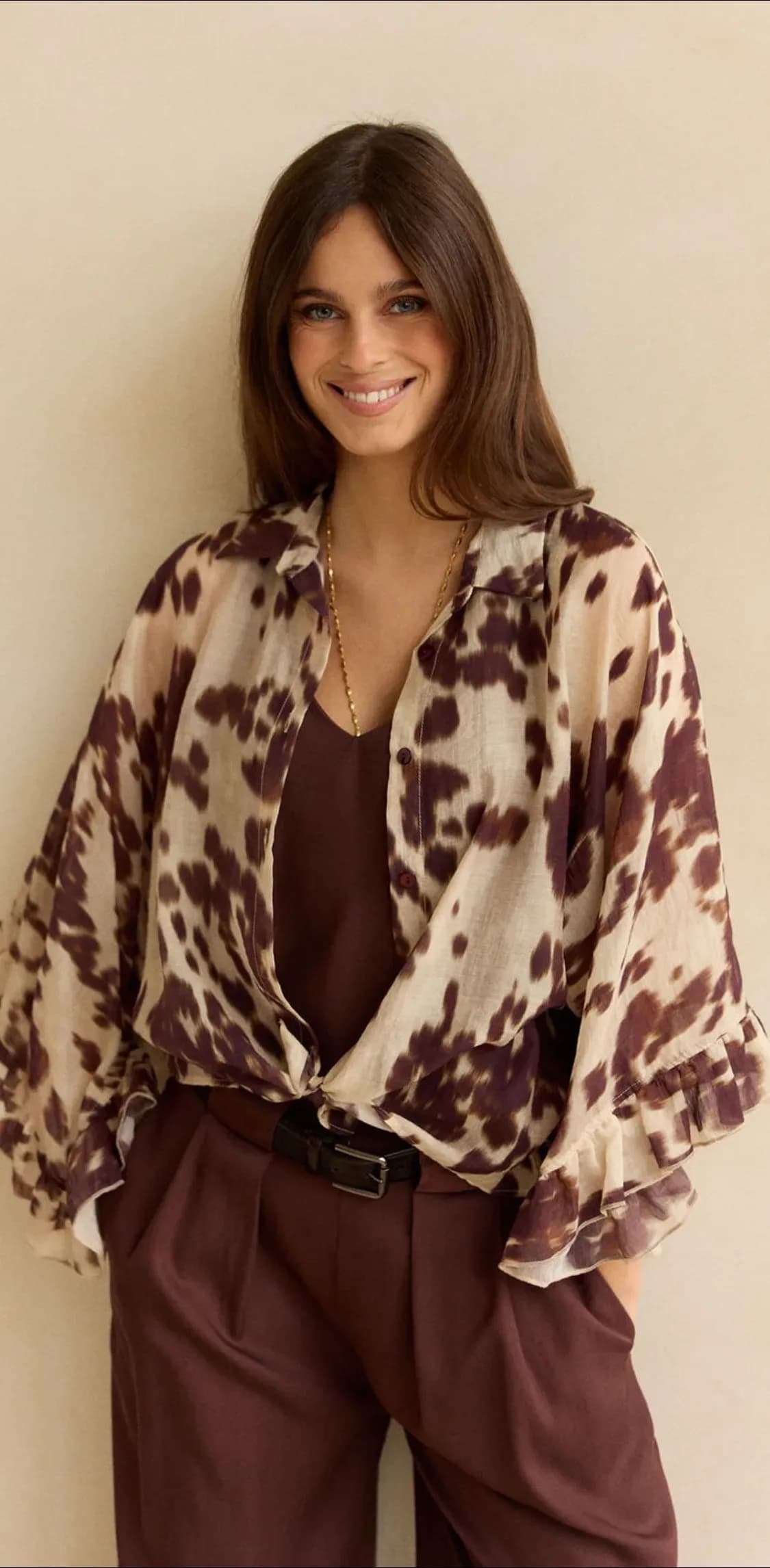 Chemise, de face