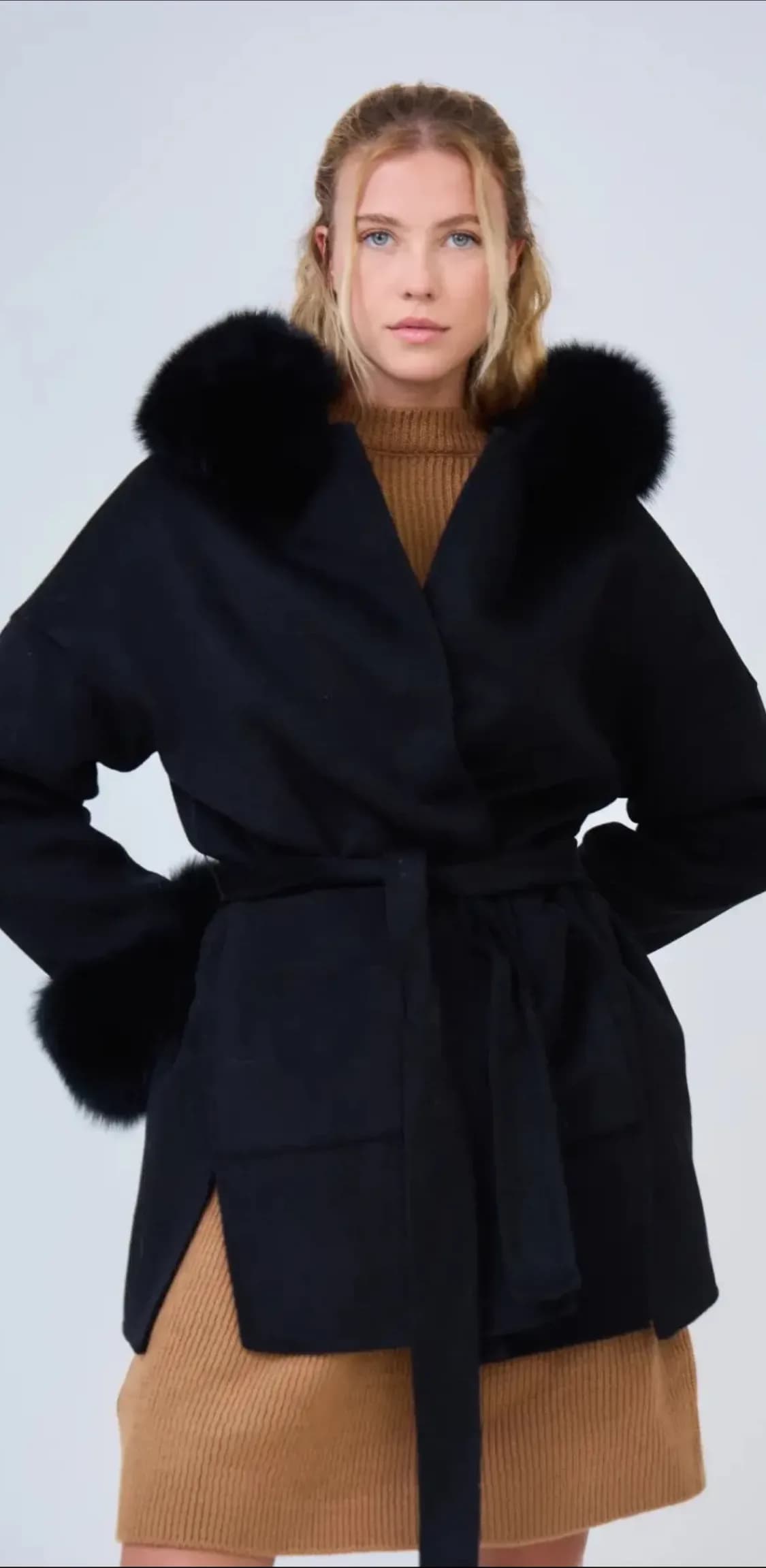 Manteaux Carolina en laine anthracite, de face