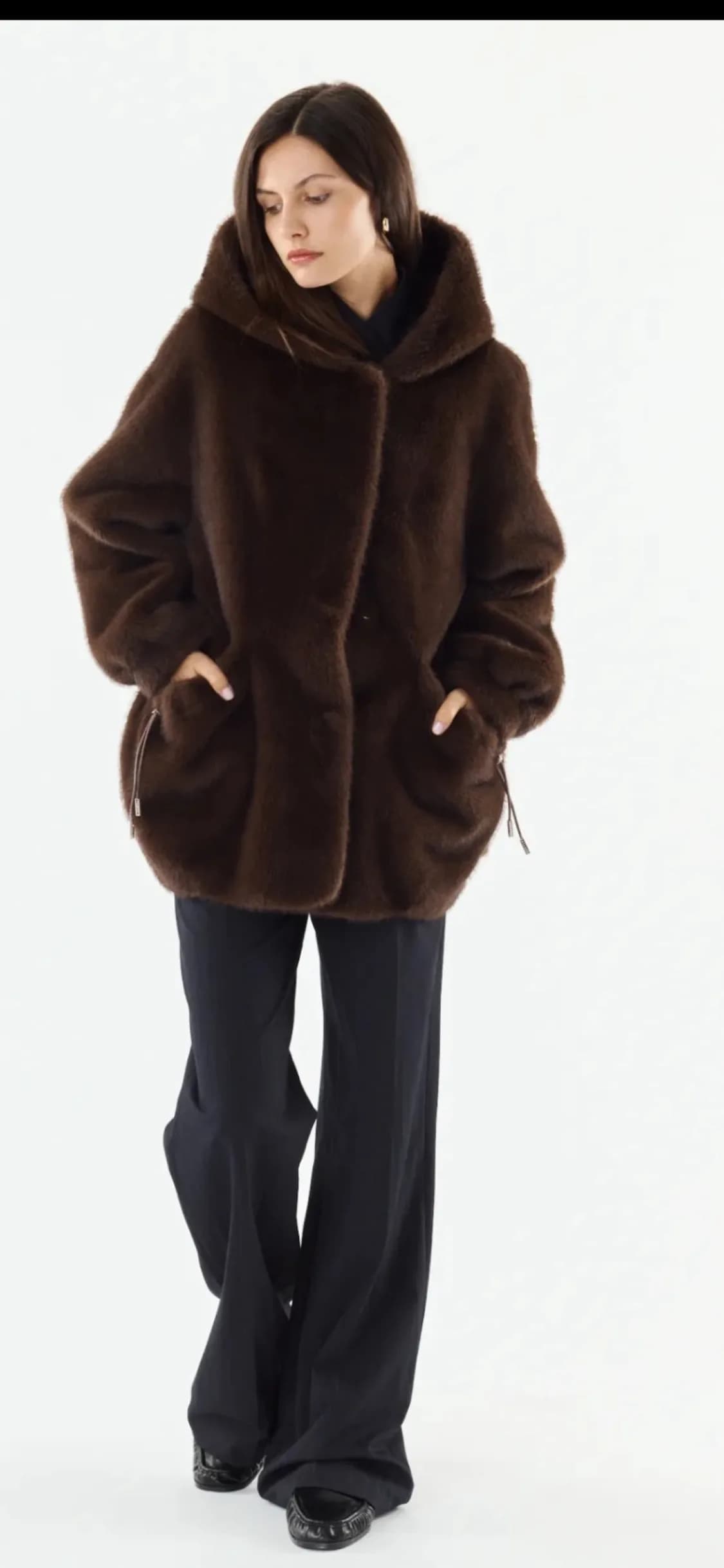 Manteaux Selena en polyester marron chocolat, de face