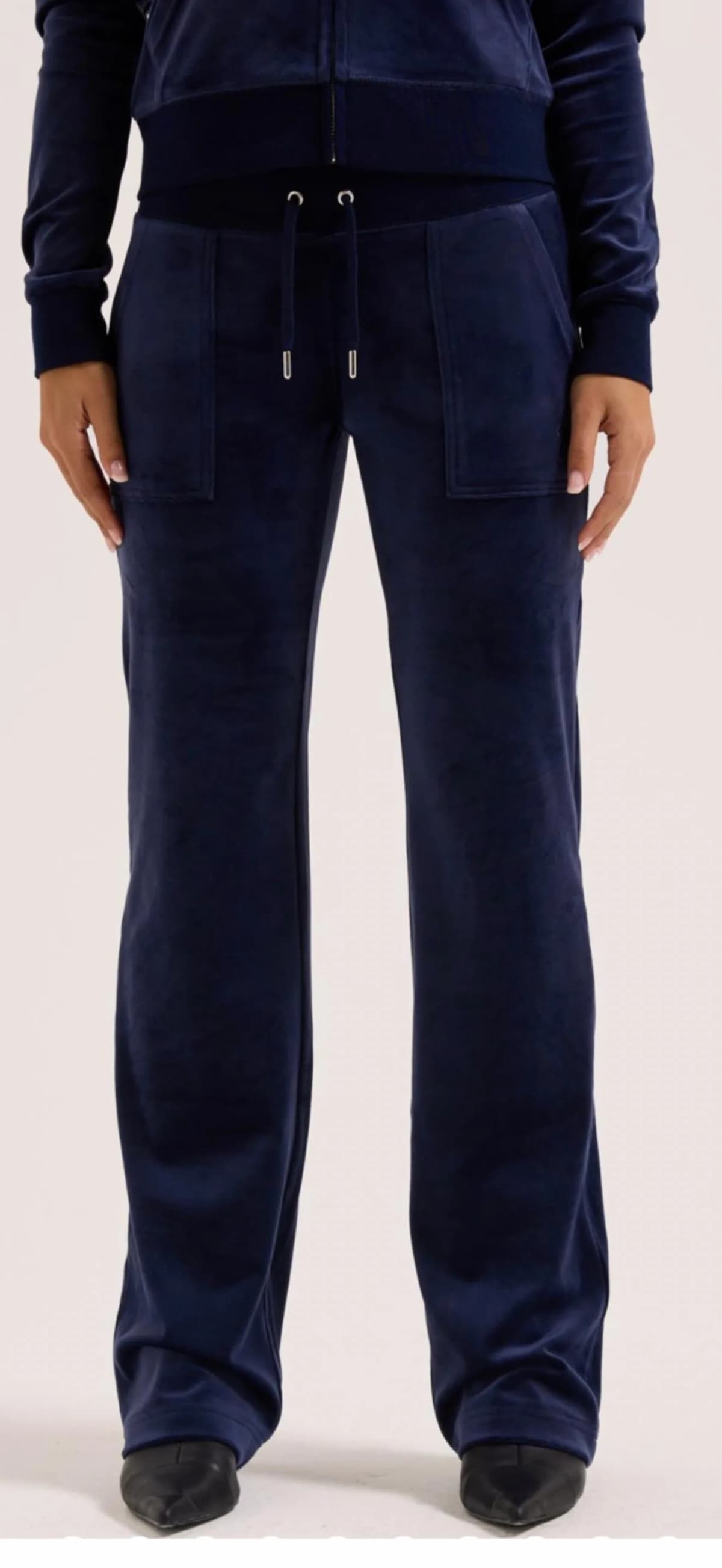 Pantalons Juicy Couture, vue de détail