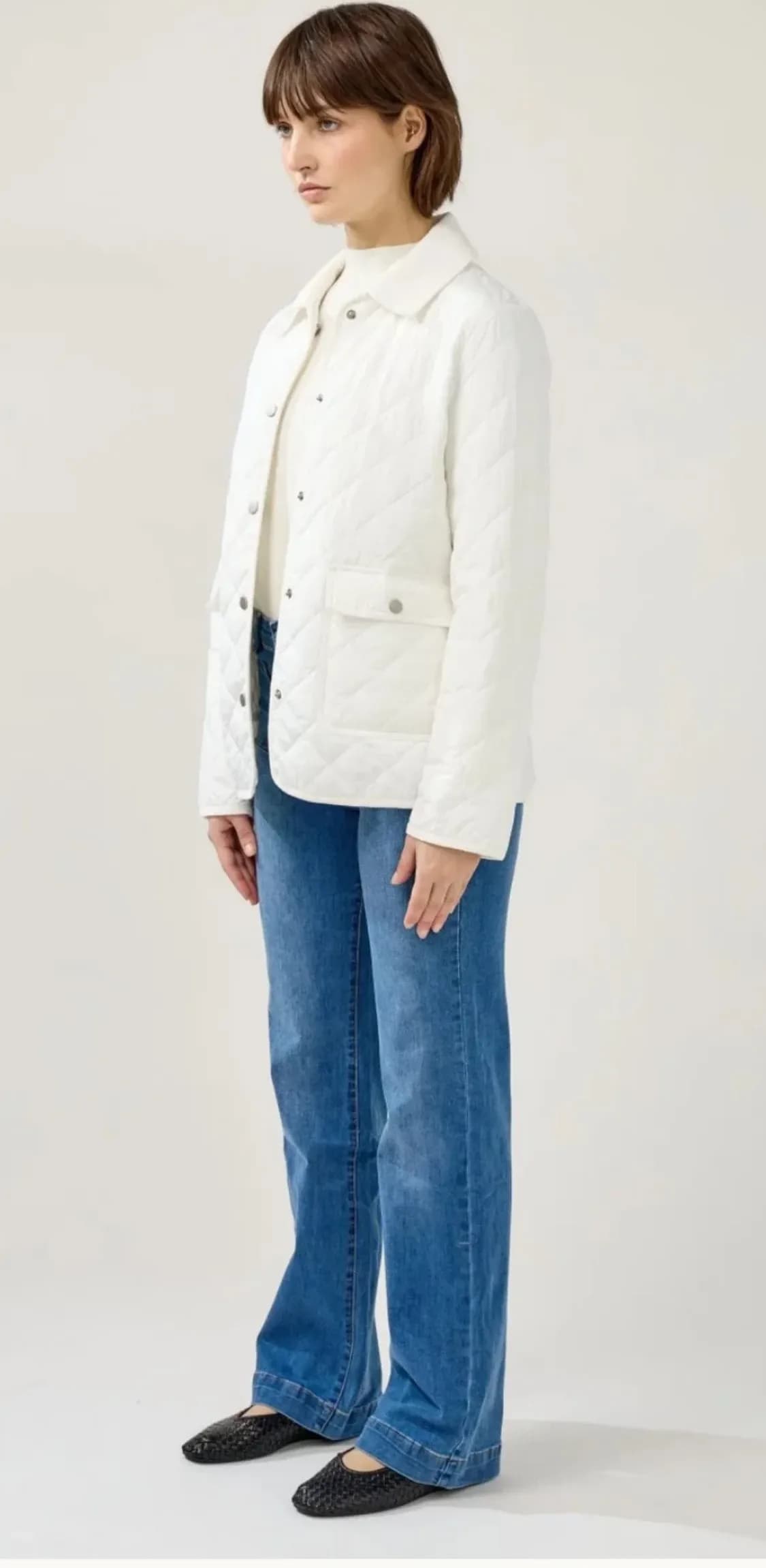 Veste Ravelle, de profil