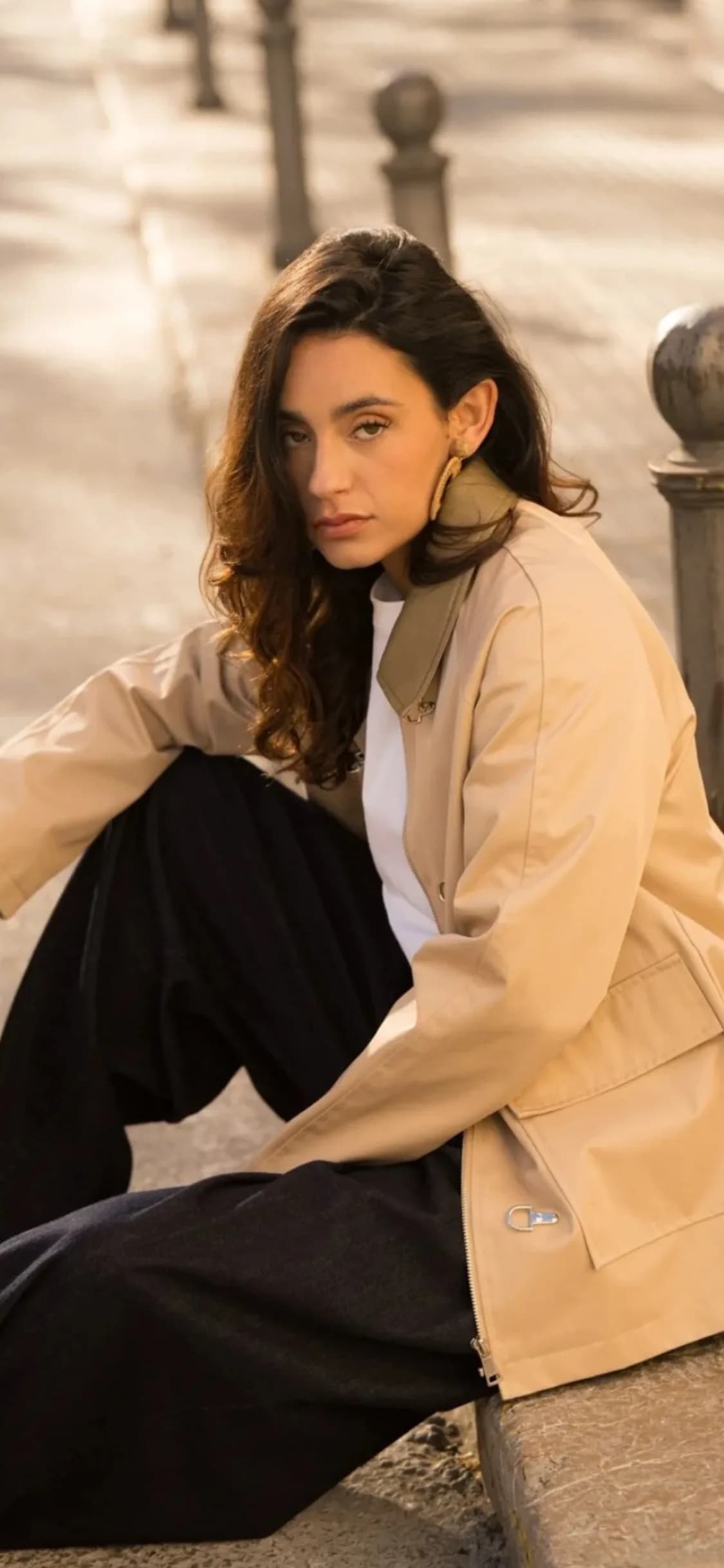 Veste Serelle beige, de profil