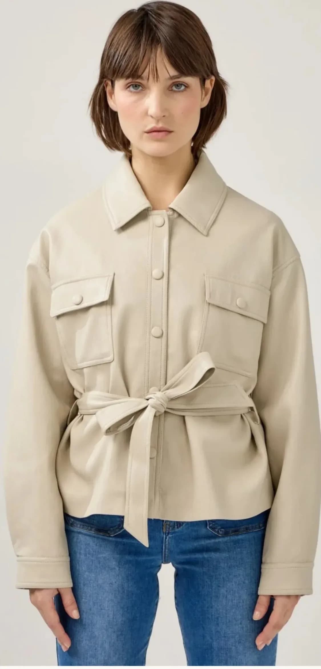 Veste Iloria en polyester beige, de face