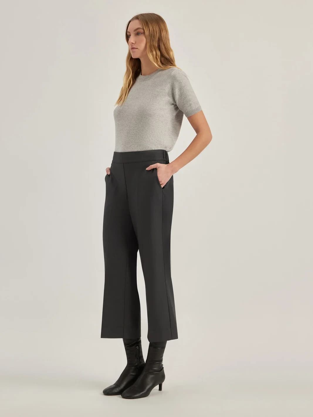 Pantalon droit à pinces, taille haute, vue 3