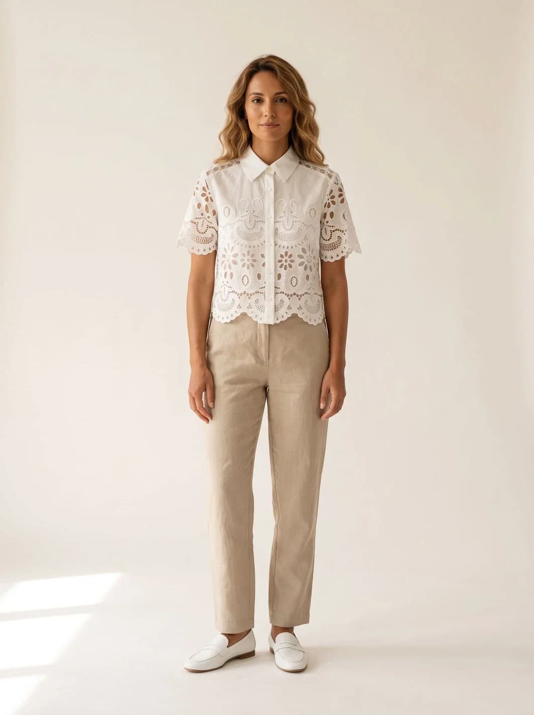 Chemise blanche en broderie anglaise, vue 4